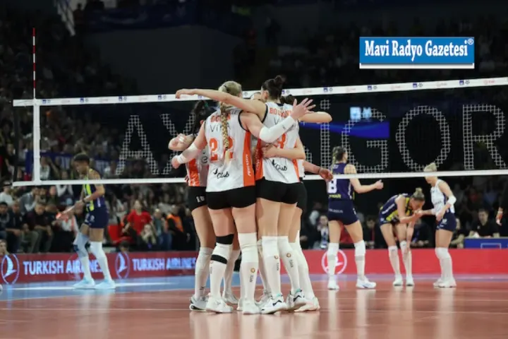 Eczacıbaşı Dynavit, AXA Sigorta Kupa Voley’de 2. oldu 