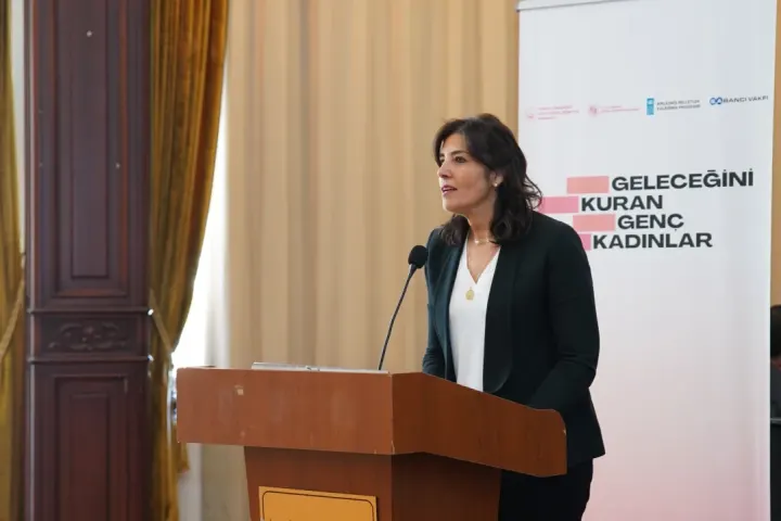 Geleceğini Kuran Genç Kadınlar projesi kapsamında “Beyaz Kitap” Tanıtıldı  