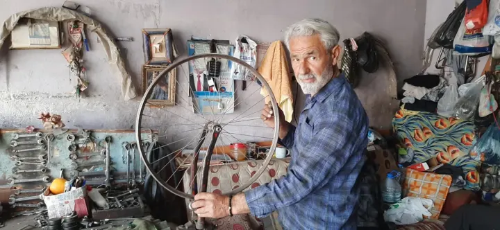 Yarım Asırlık Ustalık: Ceyhan’ın Bisikletçi Ali’si 