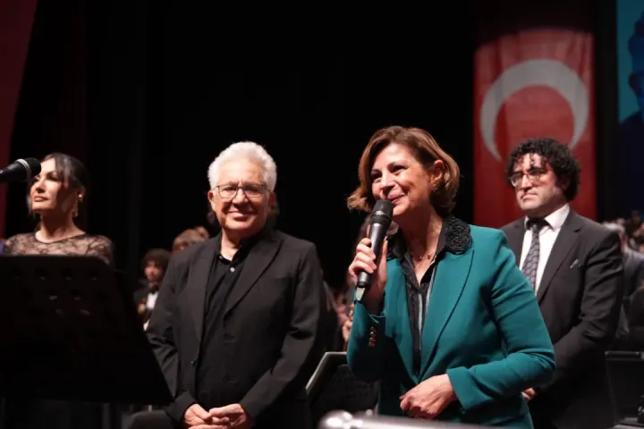 Başkan Ünlüce; ‘’ Uğur Mumcu’nun aydınlık mirası, bu topraklarda daima yaşamaya devam edecek.”