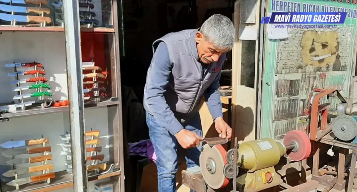 Kaybolan Meslekler: Ceyhan’da Bir Bıçak Ustası – Akren Ağar 