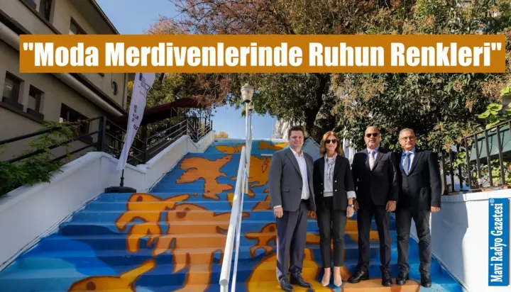 "Moda Merdivenlerinde Ruhun Renkleri" 