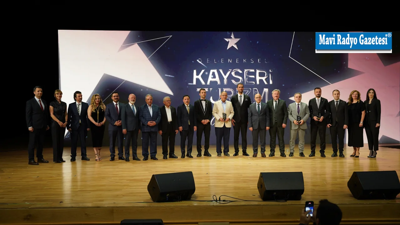 KAYSERİ’DE TURİZME İZ BIRAKANLAR ÖDÜLLENDİRİLDİ 