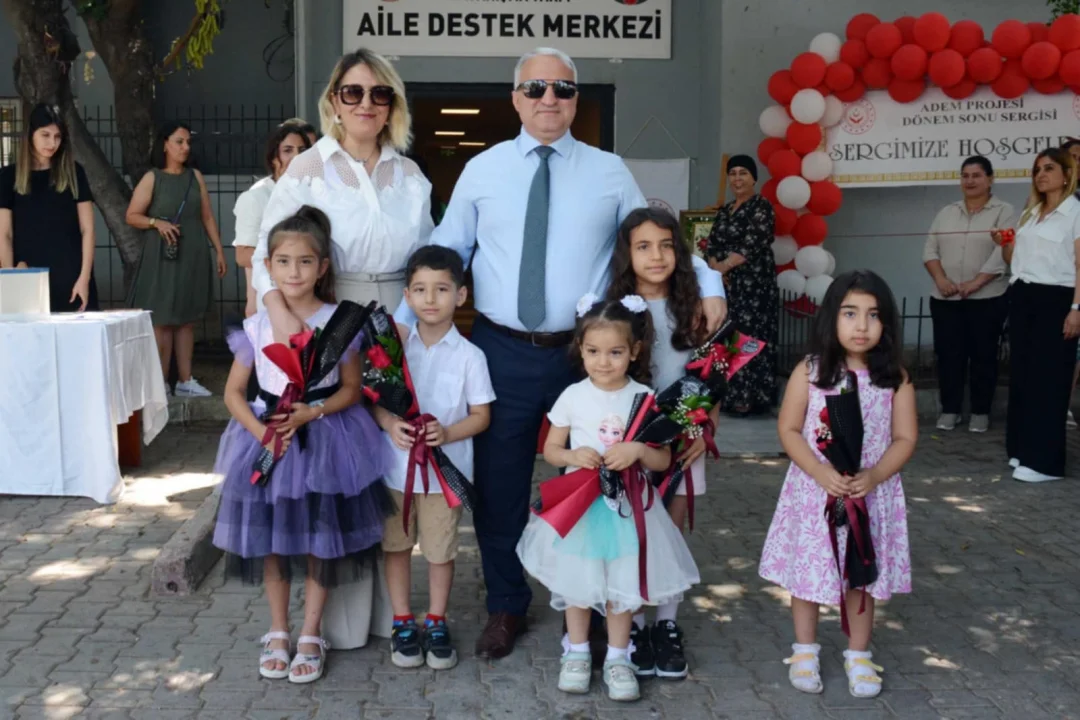 Ceyhan ADEM’de Yıl Sonu Sergisi Açıldı 
