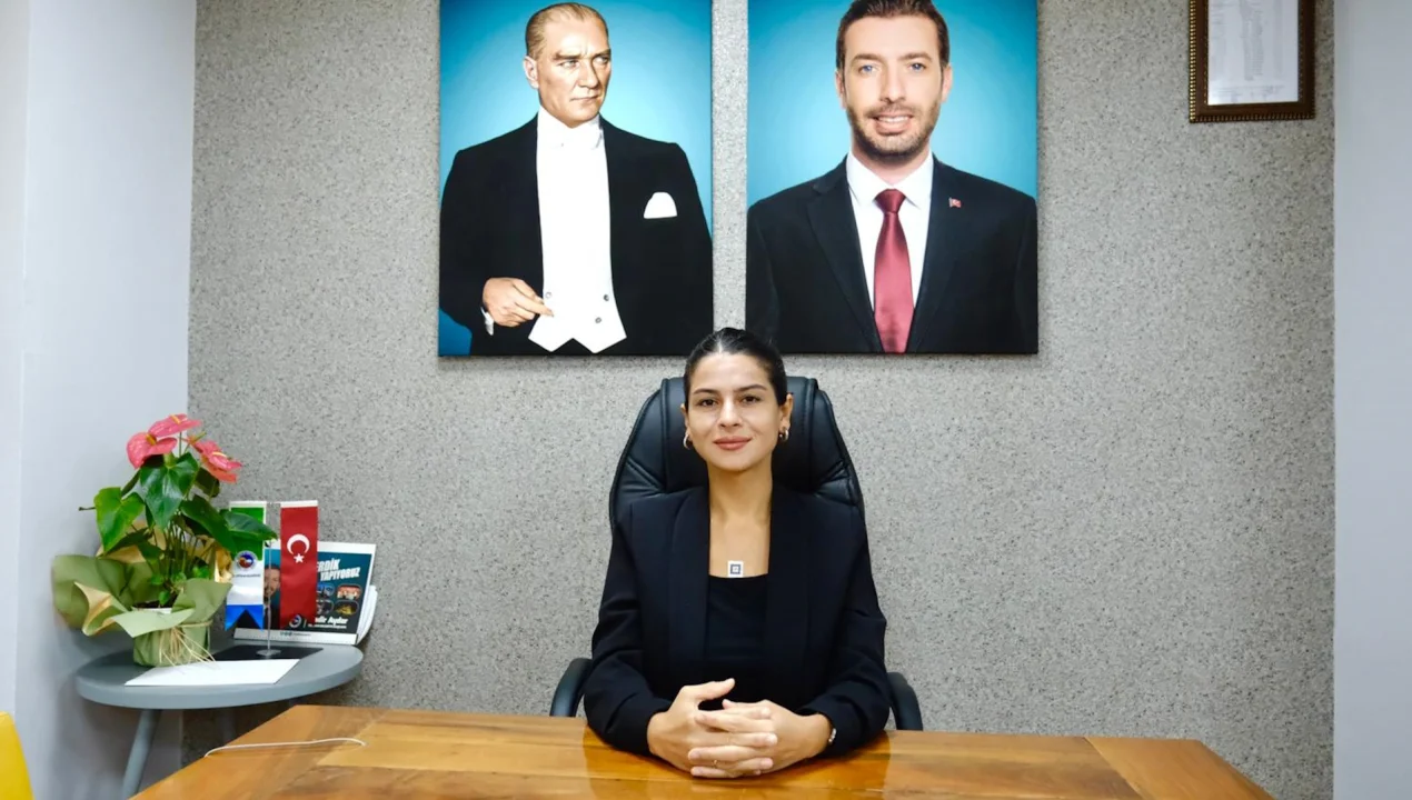 Ceyhan Belediyesi'nden Üniversite Öğrencilerine Burs Müjdesi 