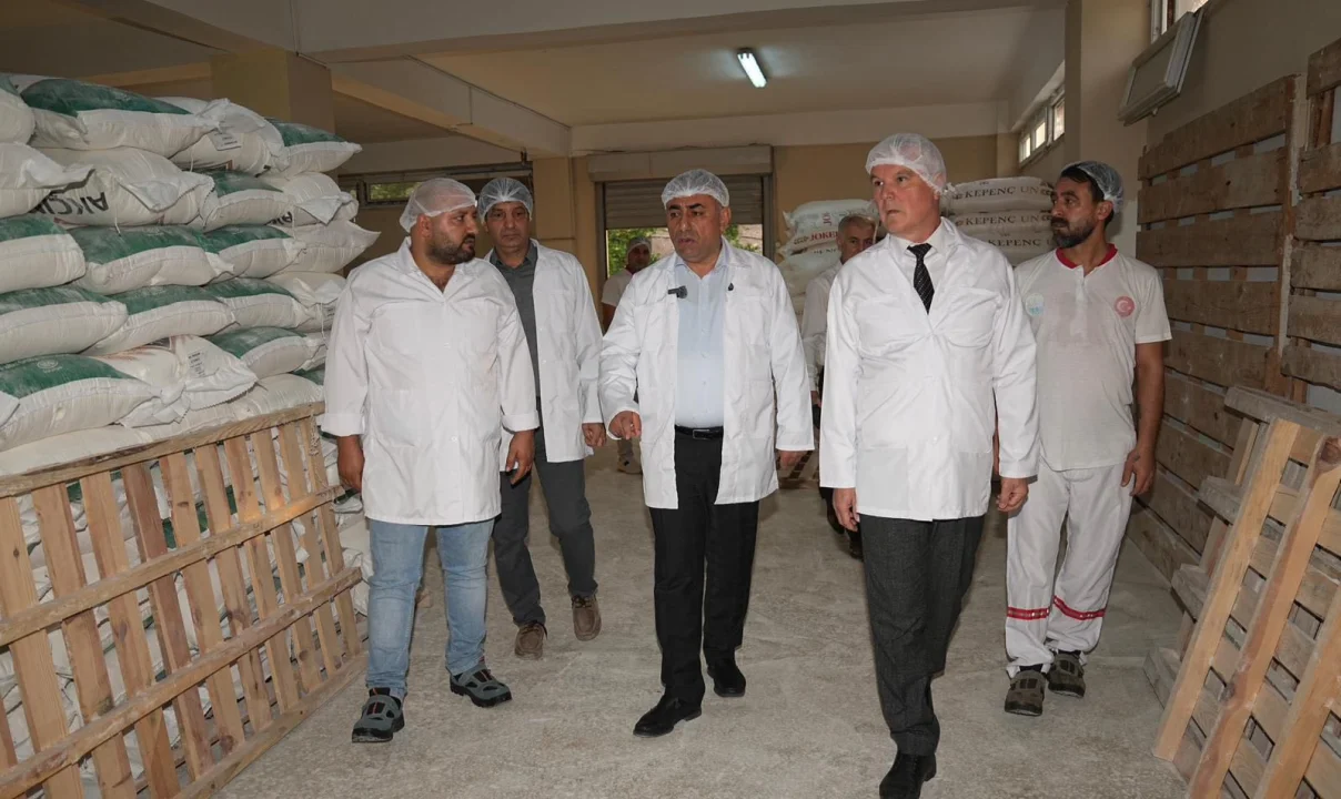 Adana Büyükşehir’den uygun fiyatlı ekmek için denetim