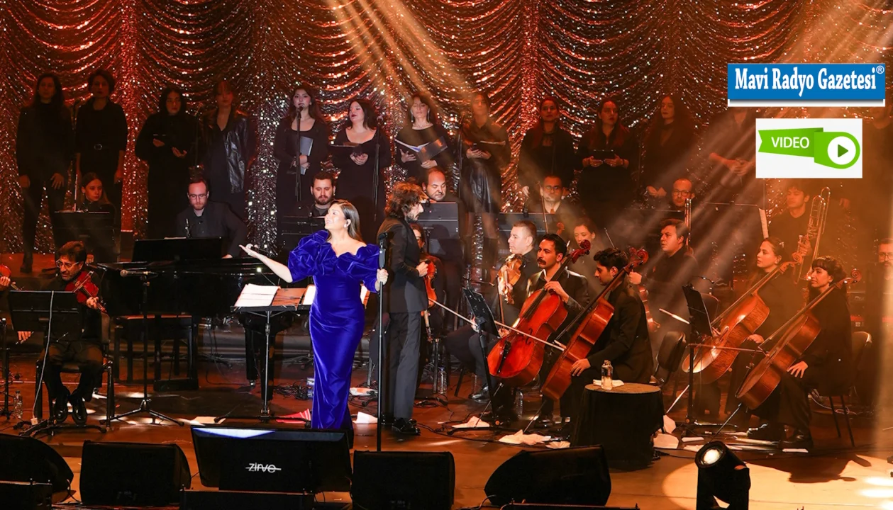 Sibel Can’dan Yağmura Meydan Okuyan Harbiye Şovu!