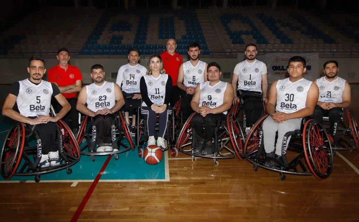 Dayanıklı, “Adana’ya Süper Lig yakışır, parolamız şampiyonluk”