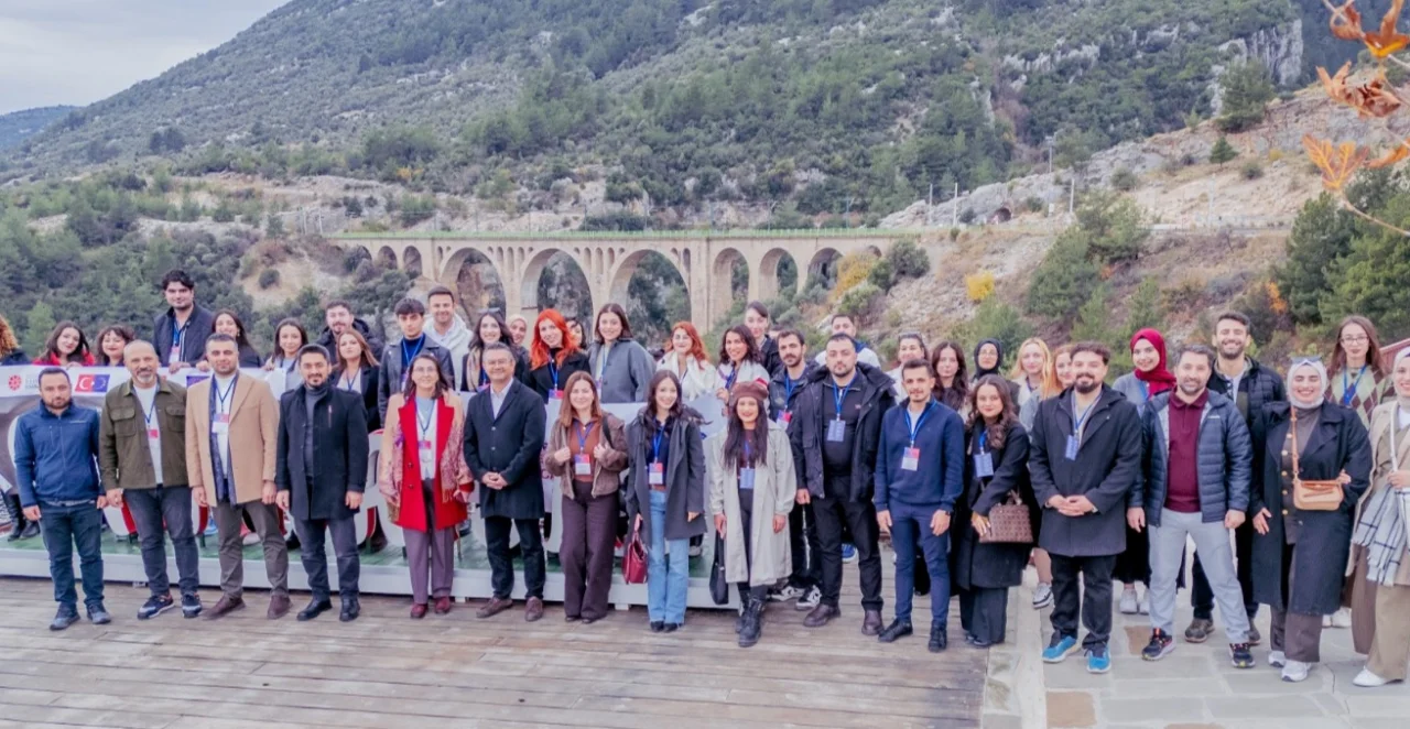 Genç İletişimcilerden Doğaya Anlamlı Katkı