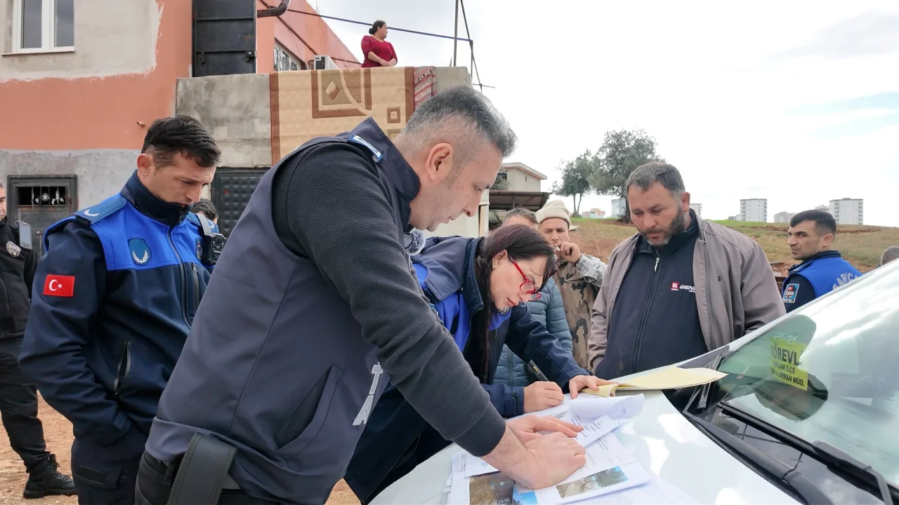 Sarıçam’da yerleşim alanlarındaki hayvancılık yapıları taşınıyor 