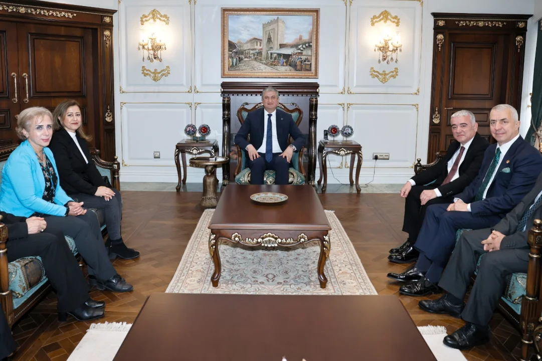 Adana Valisi Mustafa Yavuz, Çukurova Gazeteciler Cemiyeti’nin Yeni Yönetimini Kabul Etti