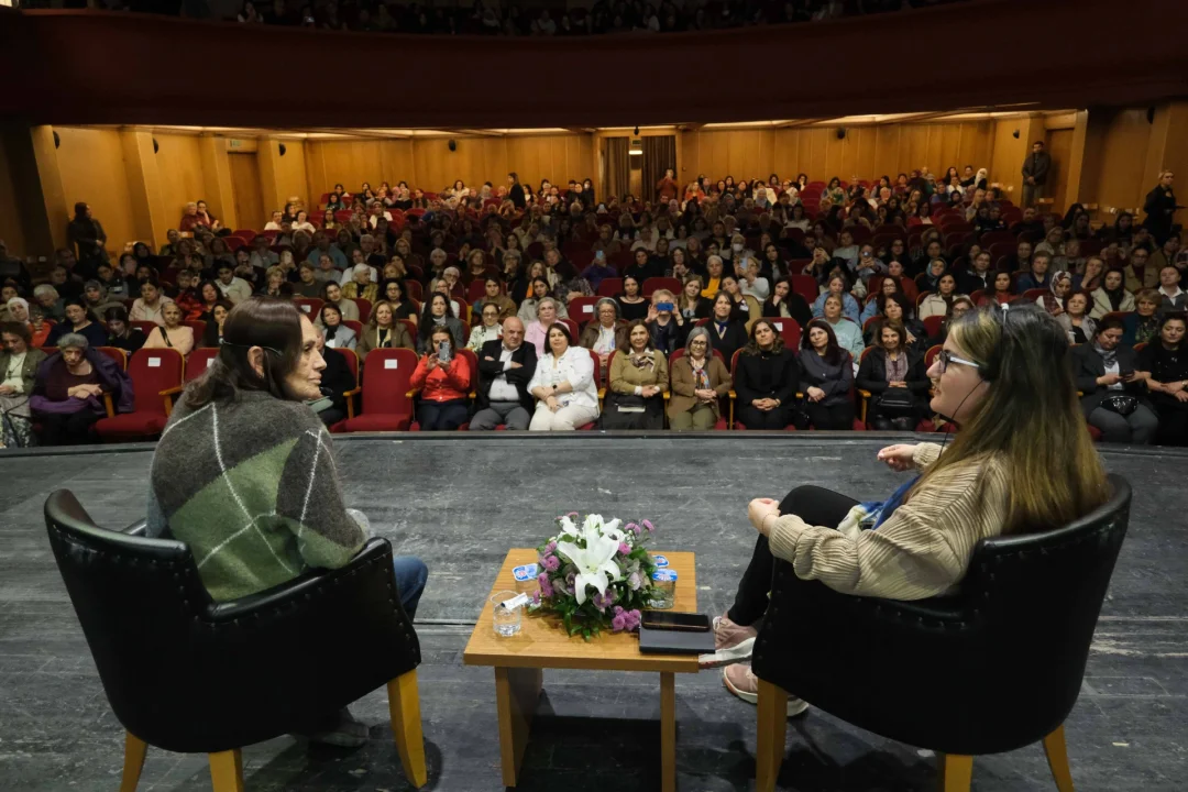 Adana’da 8 Mart’ta “Mukadderat” ile kadın emeği ve toplumsal roller konuşuldu 