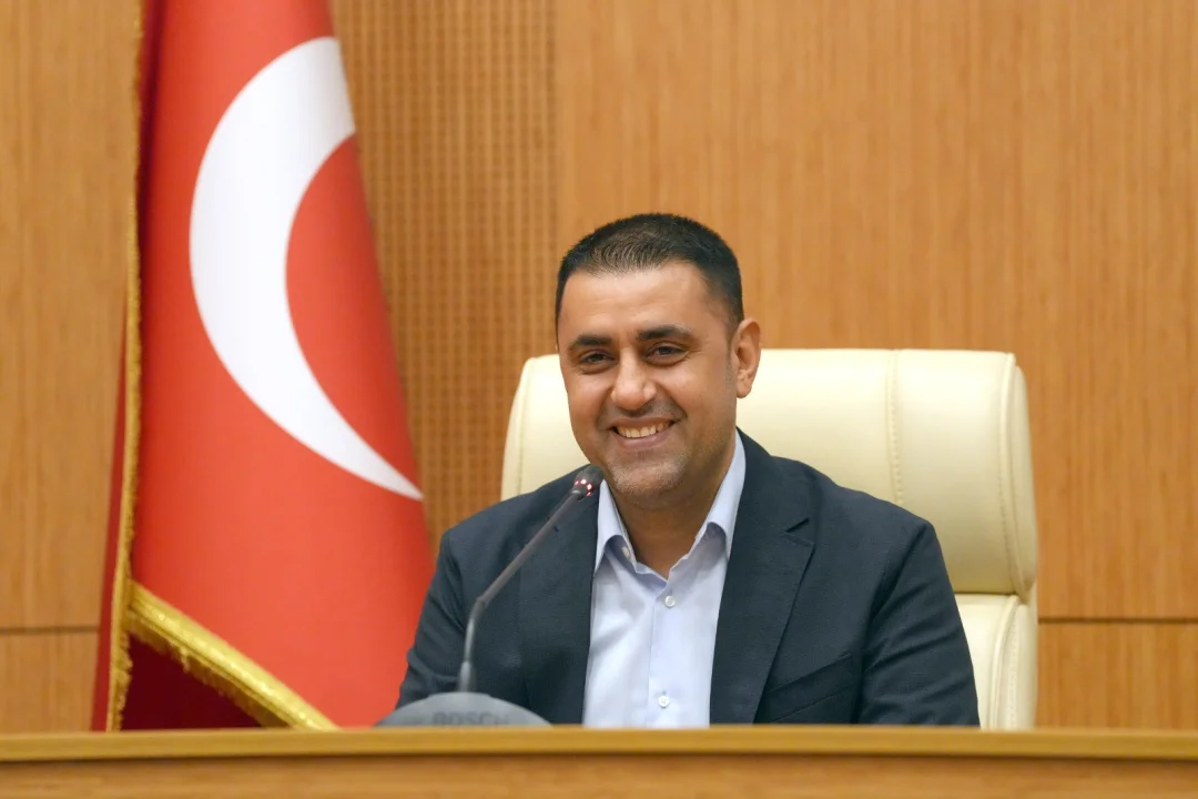 BAŞKAN KOZAY : “UMUT VE KARDEŞLİK BAYRAMLA BÜYÜR” 