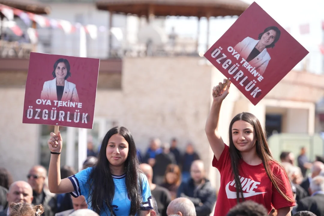 Seyhan’da “Oya Tekin’e Özgürlük” Çağrısı Büyüyor