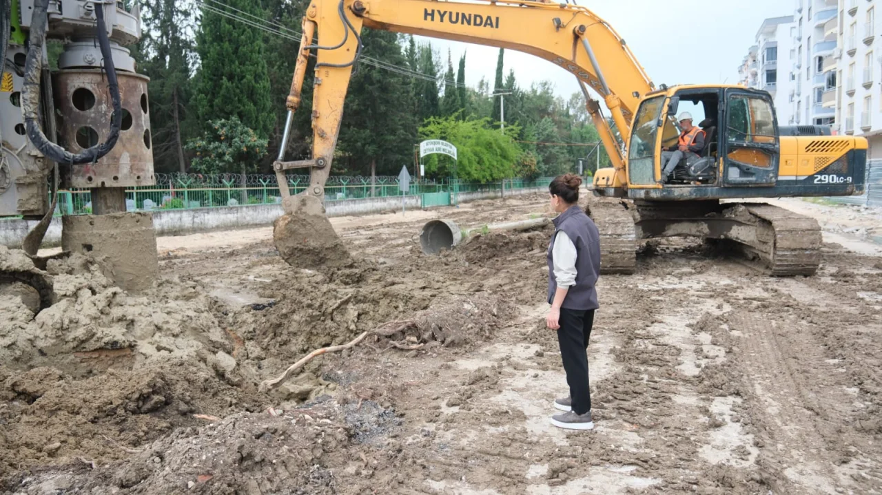 Başkan Vekili Yıldız, İlk Üst Geçit Çalışmalarını Yerinde İnceledi 