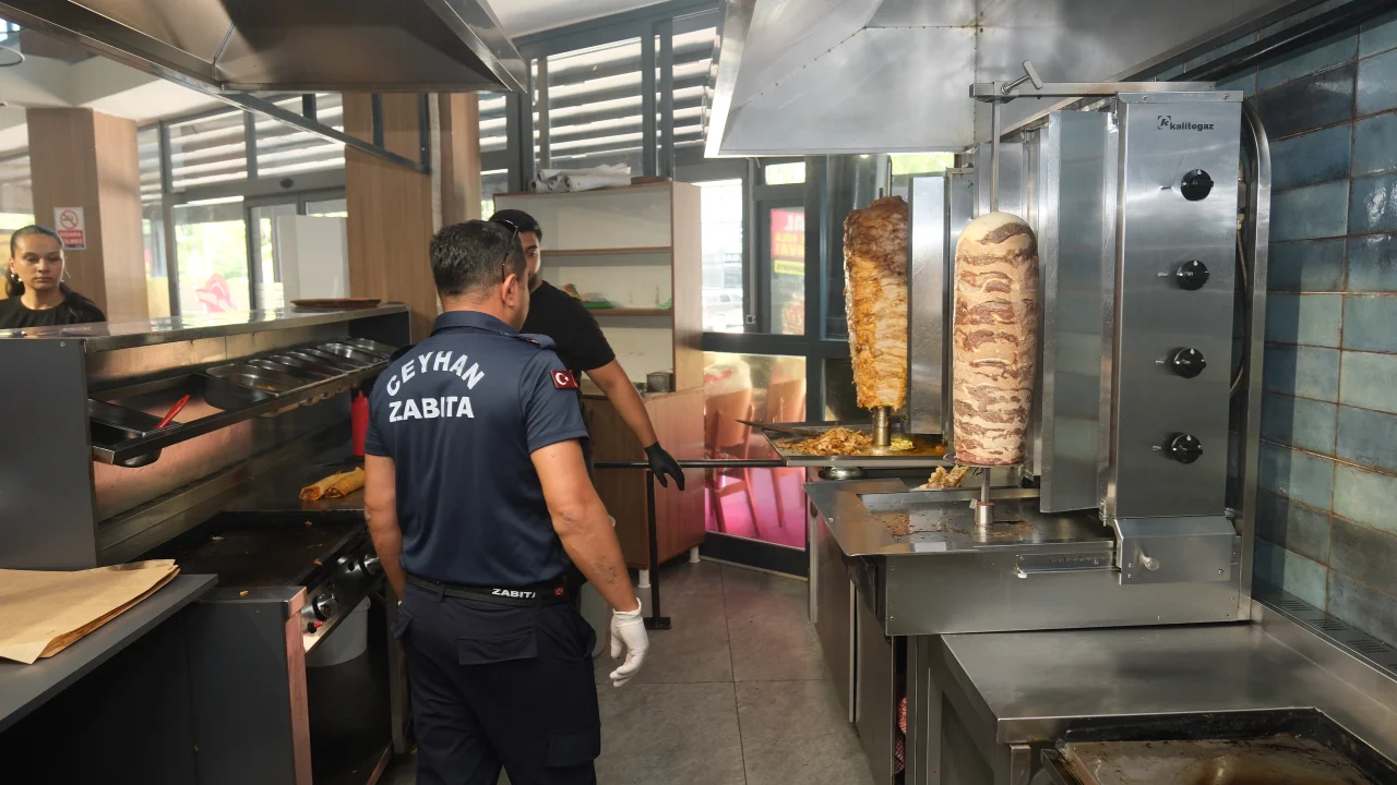 DÖNER MERCEK ALTINDA