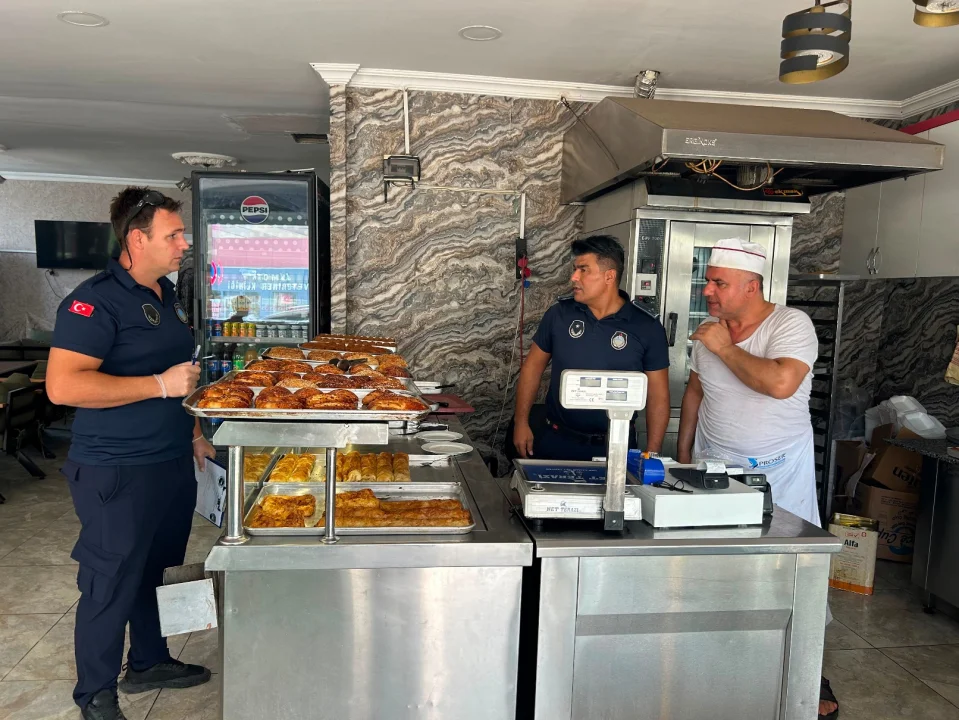 Ceyhan’da pastanelere hijyen ve fiyat denetimi