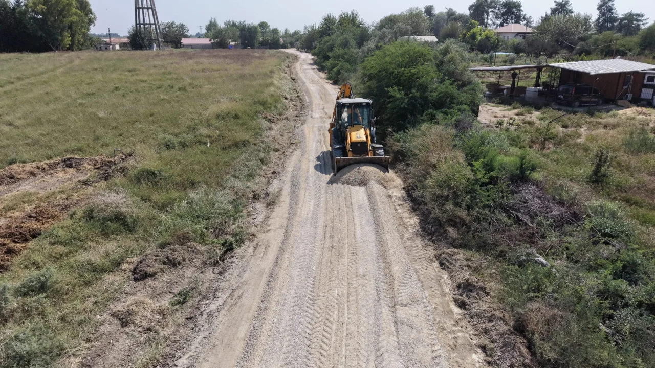 Ceyhan'da Kırsal Yol Seferberliği 