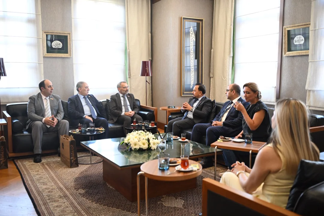 Başkan Uludağ’dan Uluslararası Akademisyenlere Ev Sahipliği